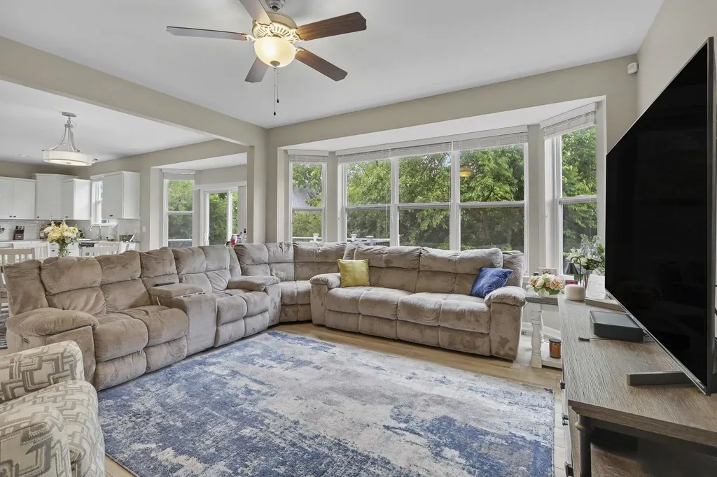9091 White Tail Court Ypsilanti Charter Township MI 48197