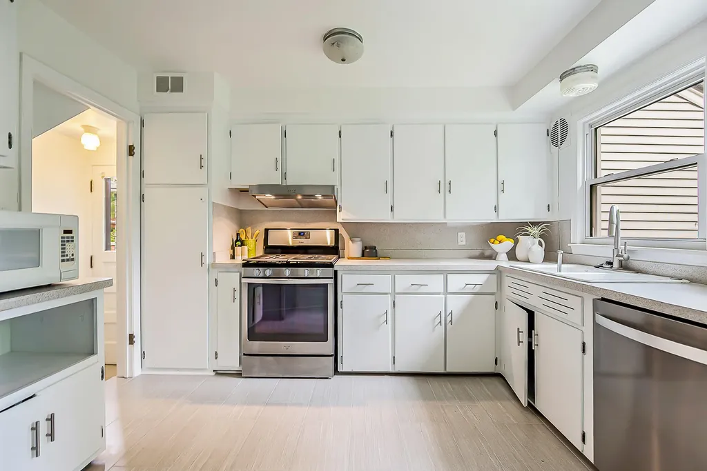 1908 Anderson Avenue Ann Arbor City MI 48104