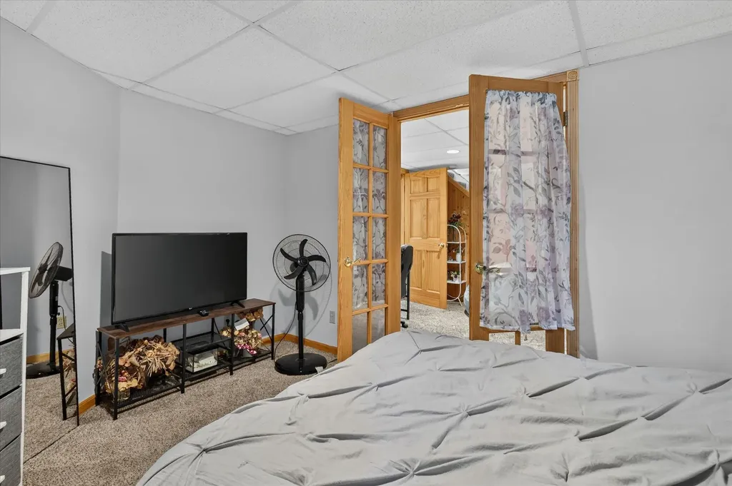 1221 Harwood Circle Pittsfield Charter Township MI 48176