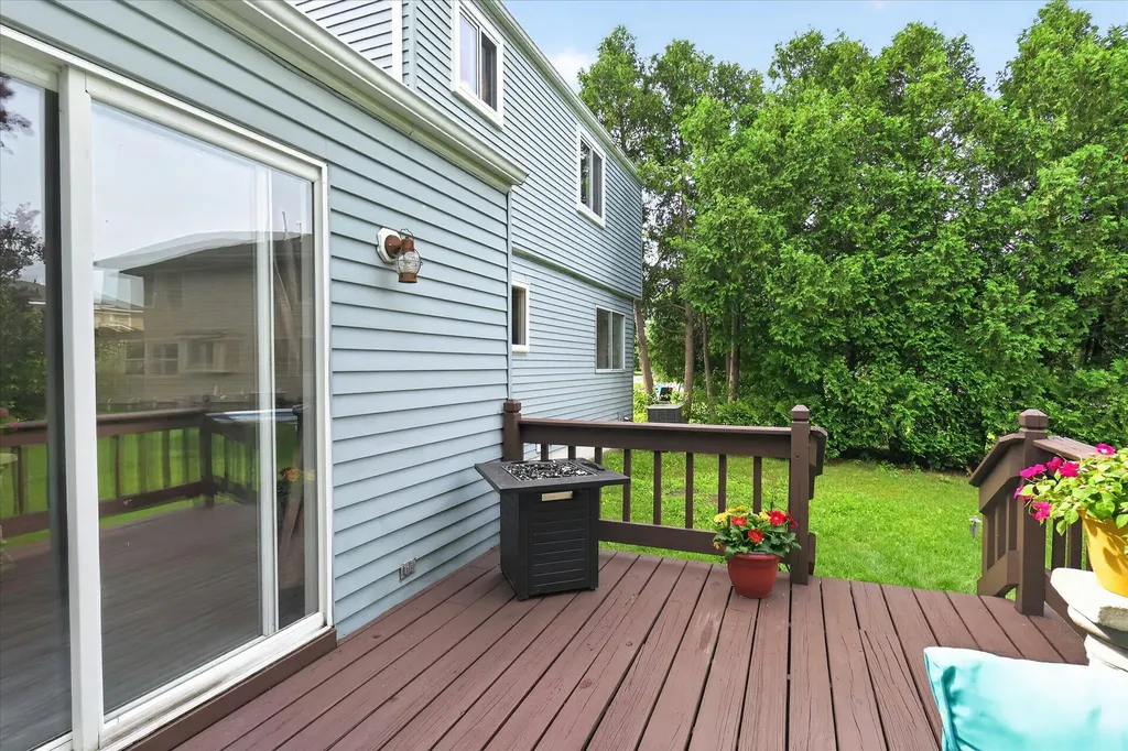 1221 Harwood Circle Pittsfield Charter Township MI 48176
