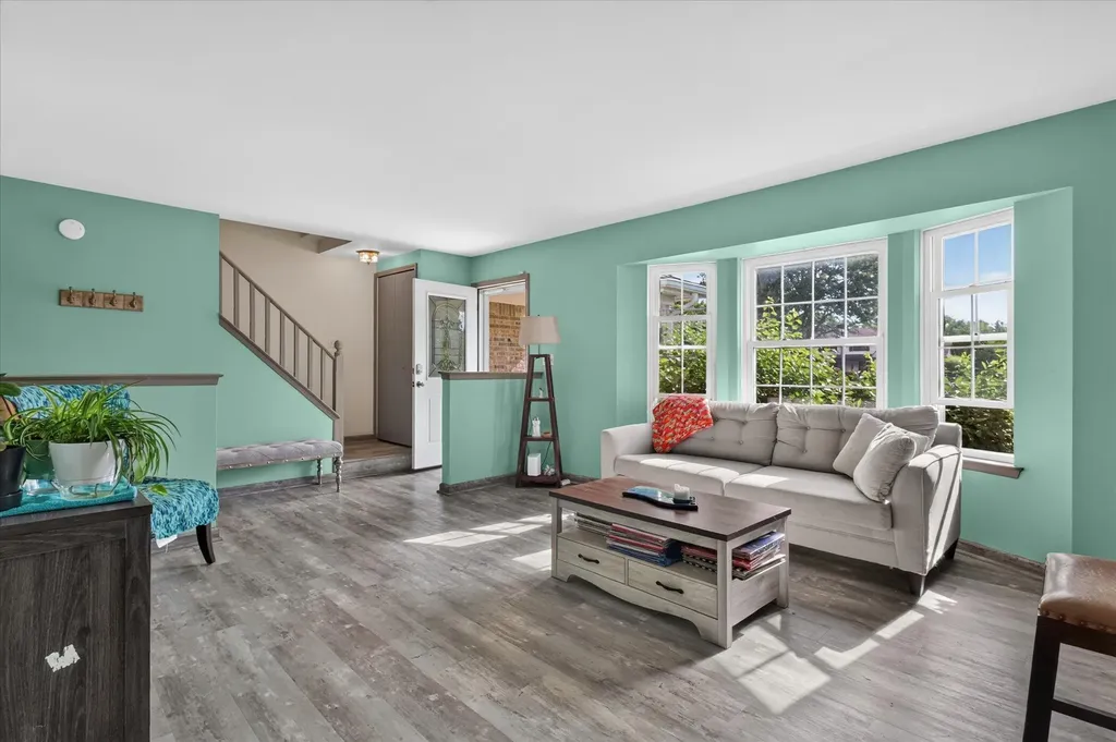 1221 Harwood Circle Pittsfield Charter Township MI 48176