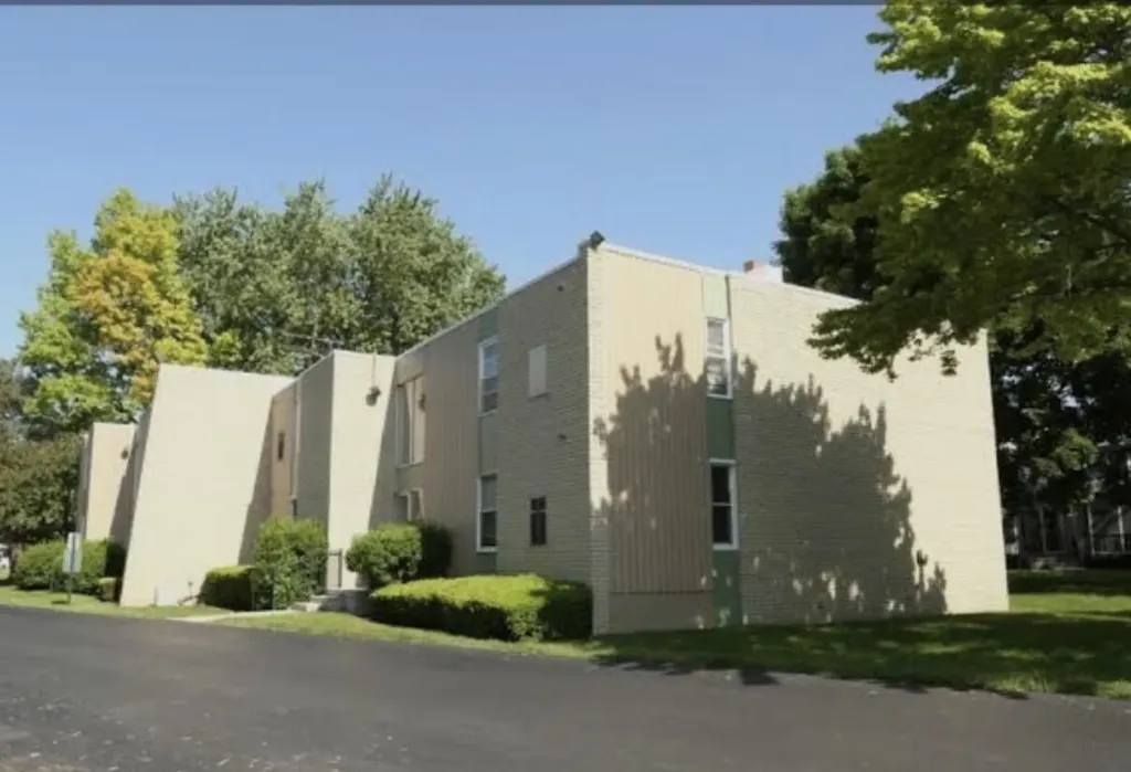 33027 Fargo Street Livonia City MI 48152