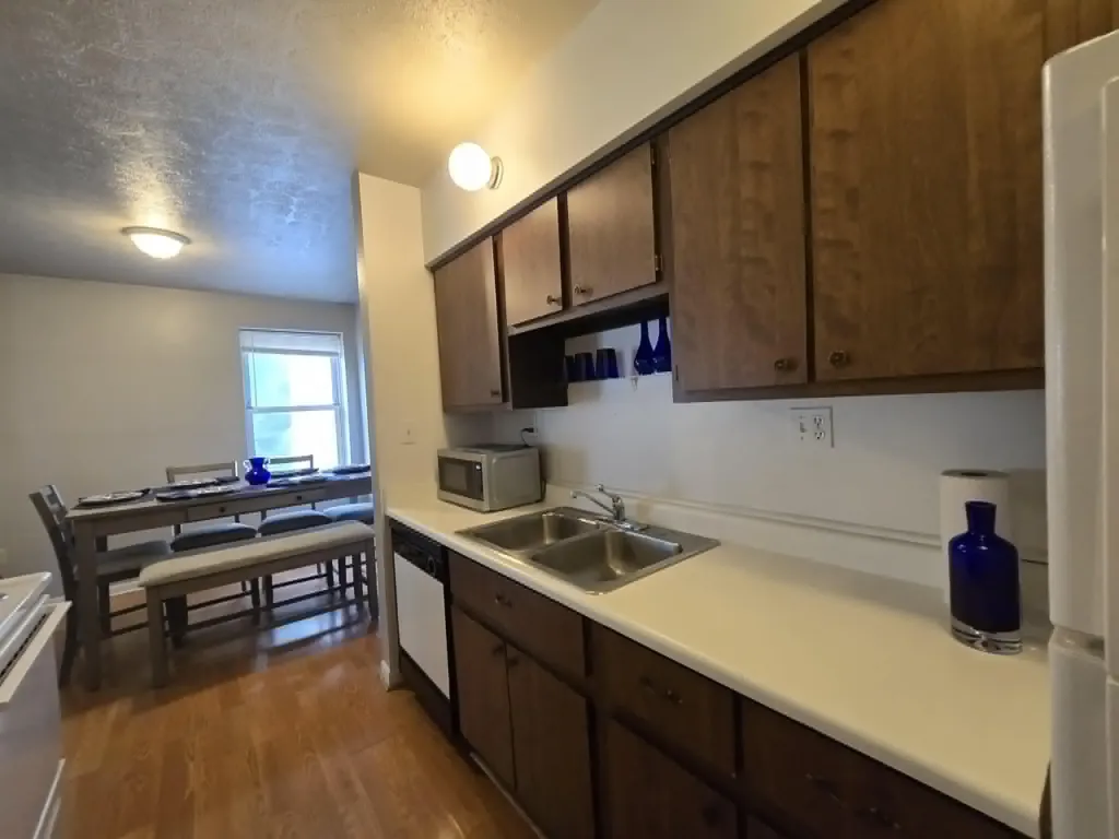 33027 Fargo Street Livonia City MI 48152