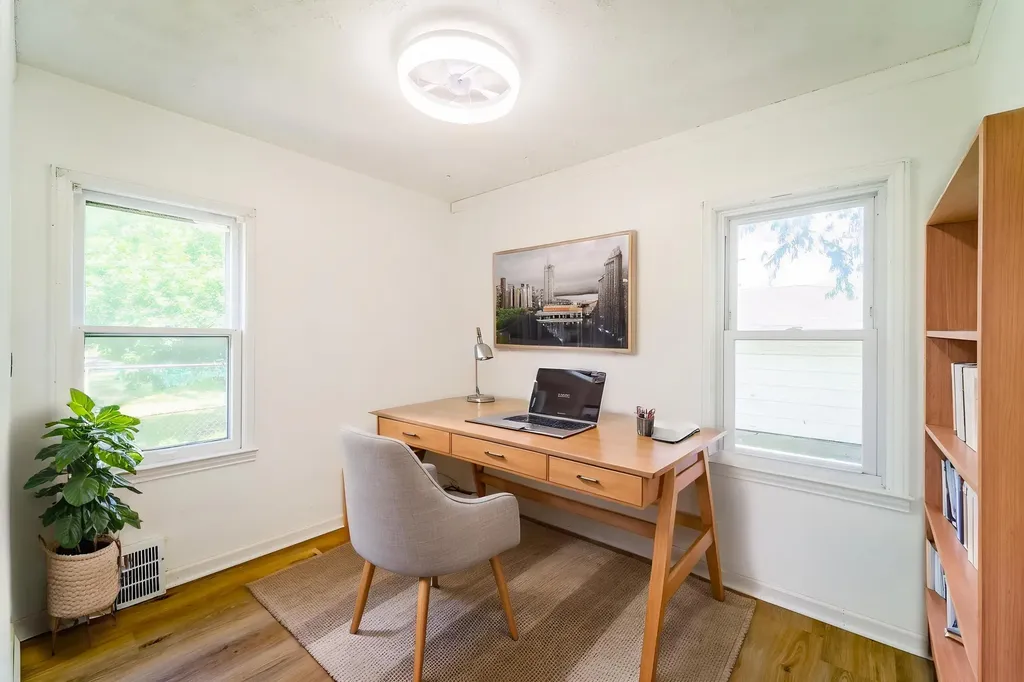 6027 Kim Avenue Allen Park City MI 48101