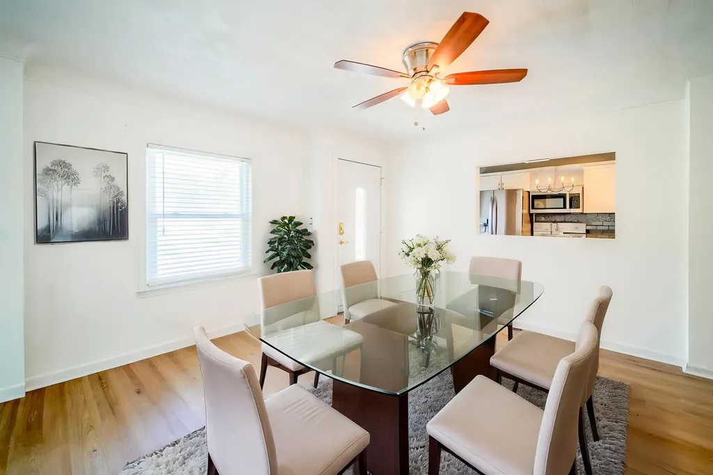 6027 Kim Avenue Allen Park City MI 48101