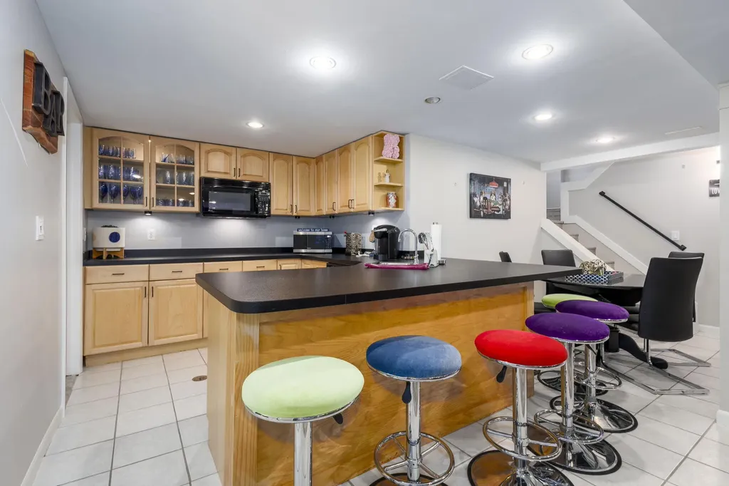 54393 Amber Drive Unknown City MI 48042