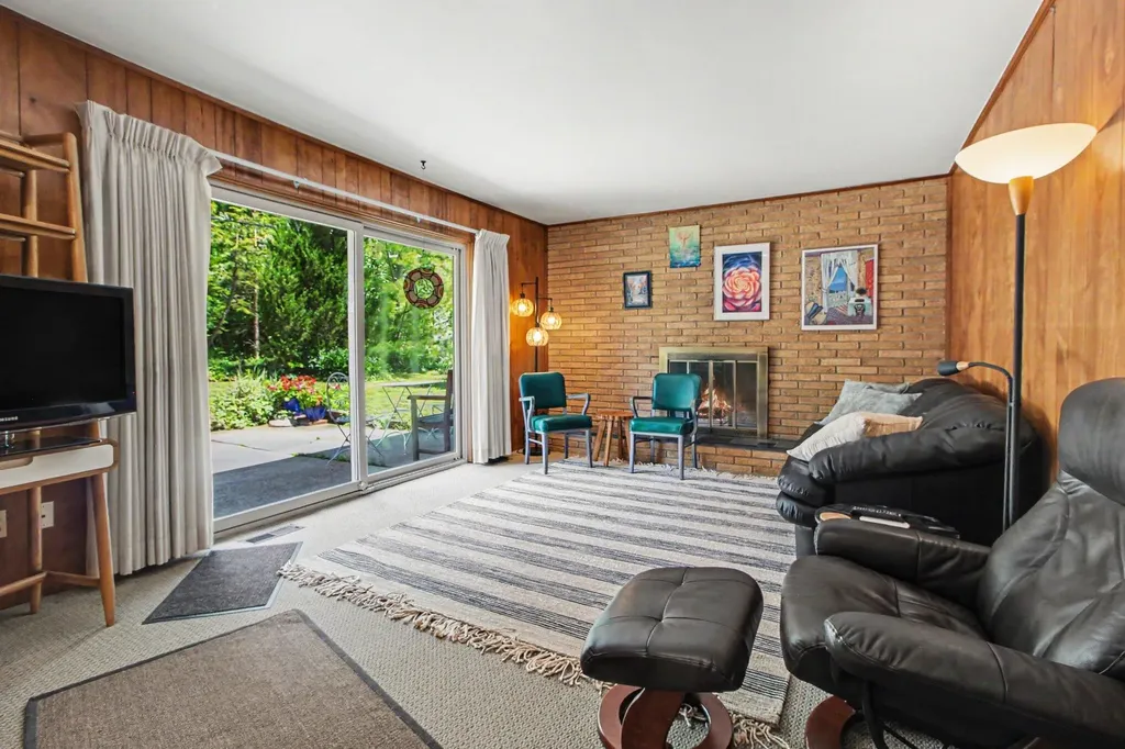 2230 Manchester Road Ann Arbor City MI 48104