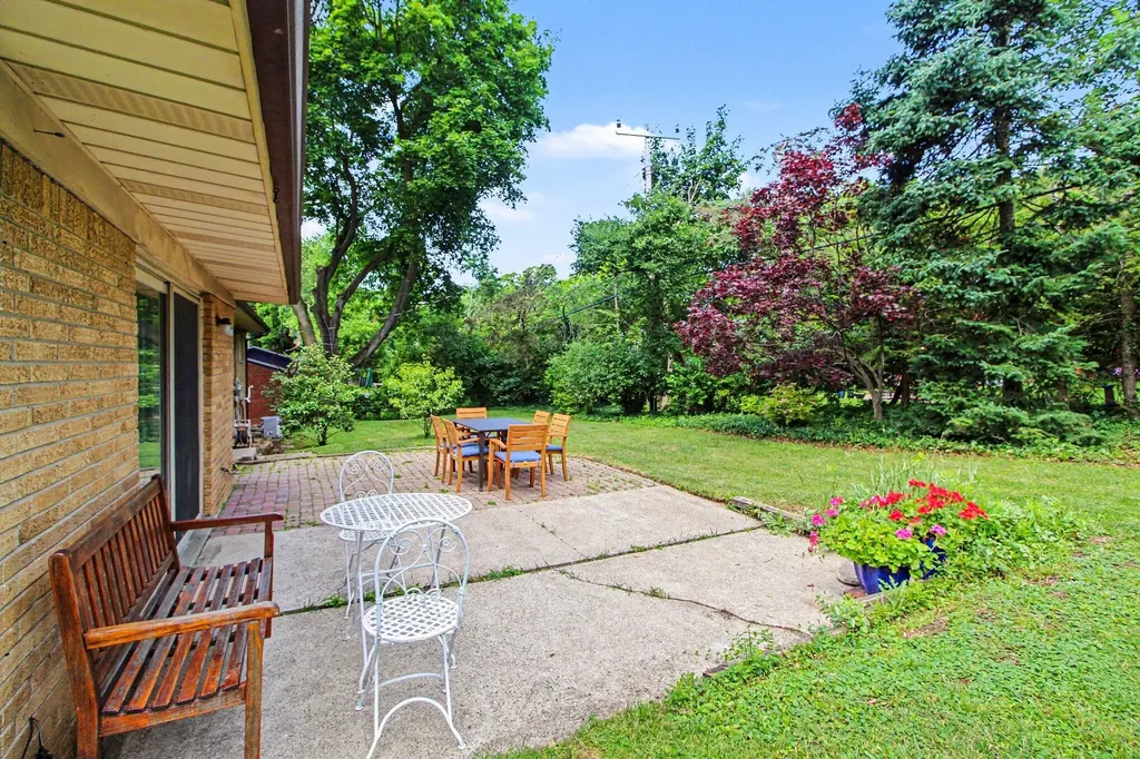 2230 Manchester Road Ann Arbor City MI 48104