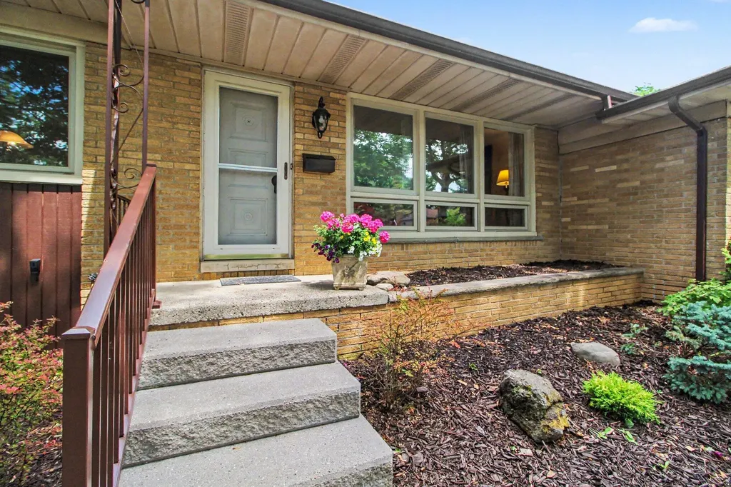 2230 Manchester Road Ann Arbor City MI 48104