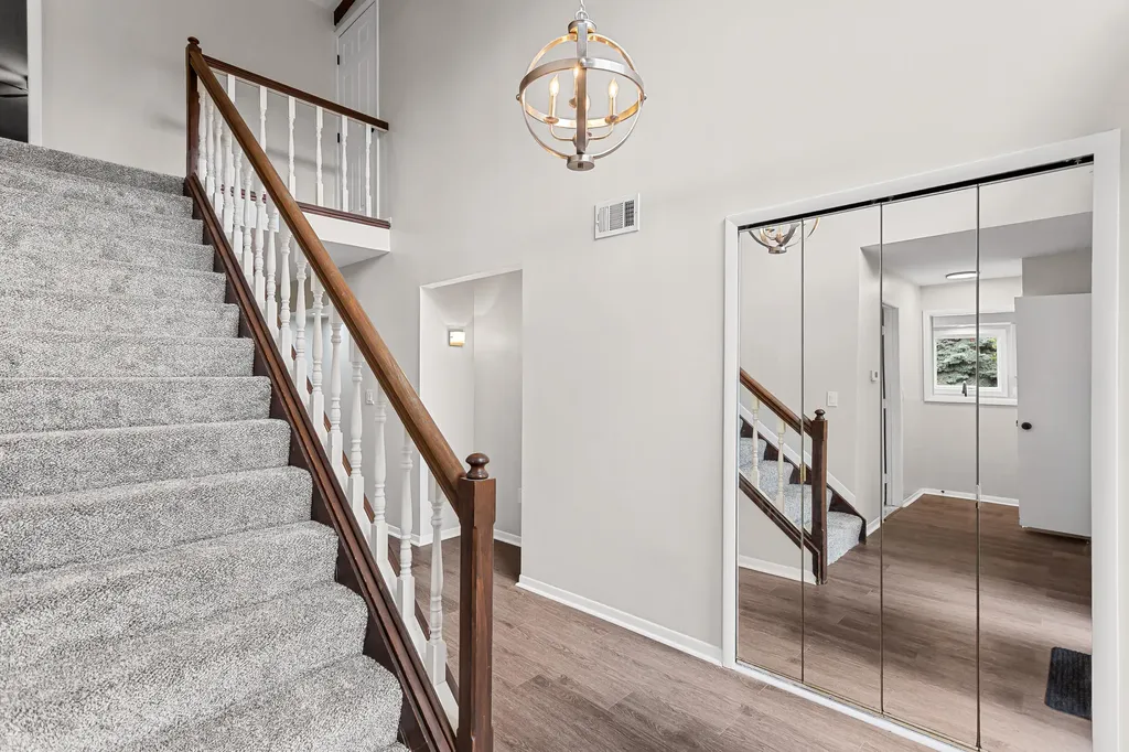 2260 Bordeaux Street West Bloomfield Charter Township MI 48323