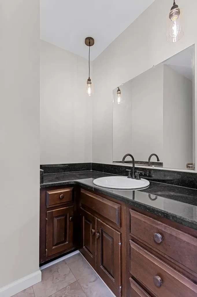 2260 Bordeaux Street West Bloomfield Charter Township MI 48323