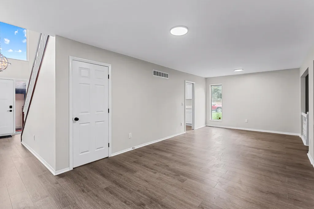 2260 Bordeaux Street West Bloomfield Charter Township MI 48323