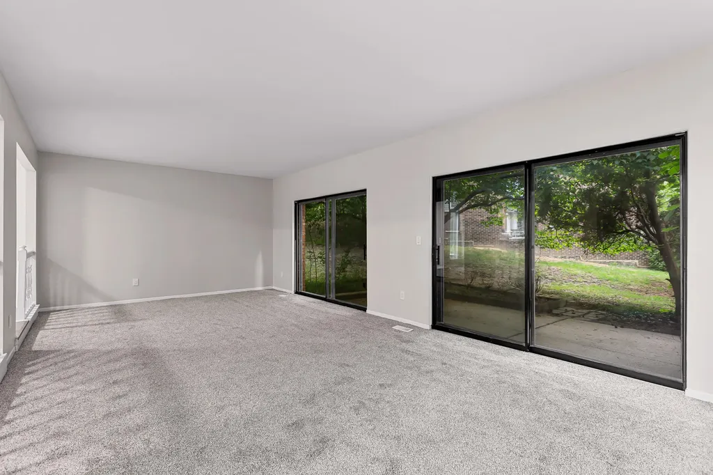 2260 Bordeaux Street West Bloomfield Charter Township MI 48323