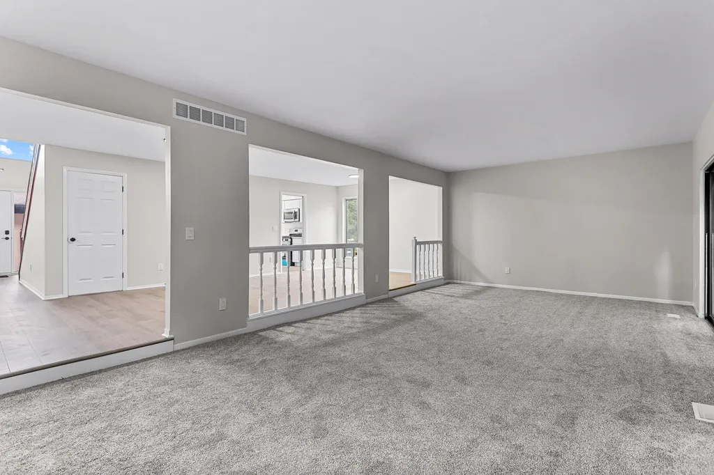 2260 Bordeaux Street West Bloomfield Charter Township MI 48323