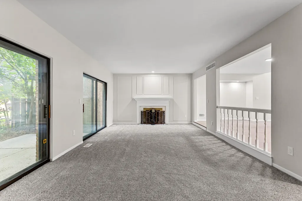 2260 Bordeaux Street West Bloomfield Charter Township MI 48323