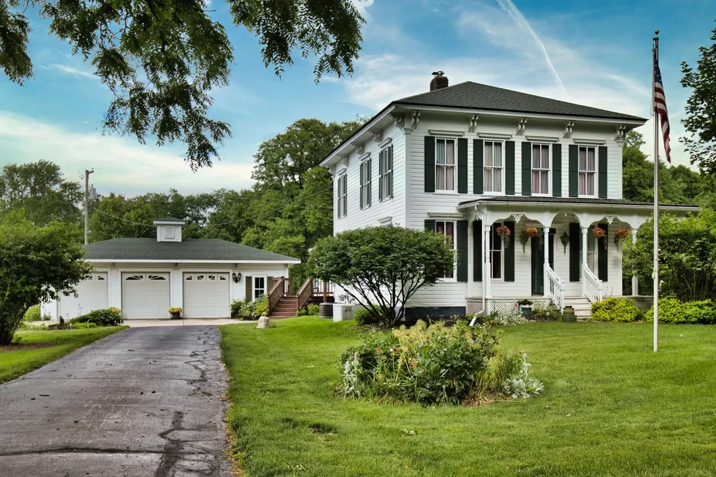 8045 Chilson Road Hamburg Township MI 48169