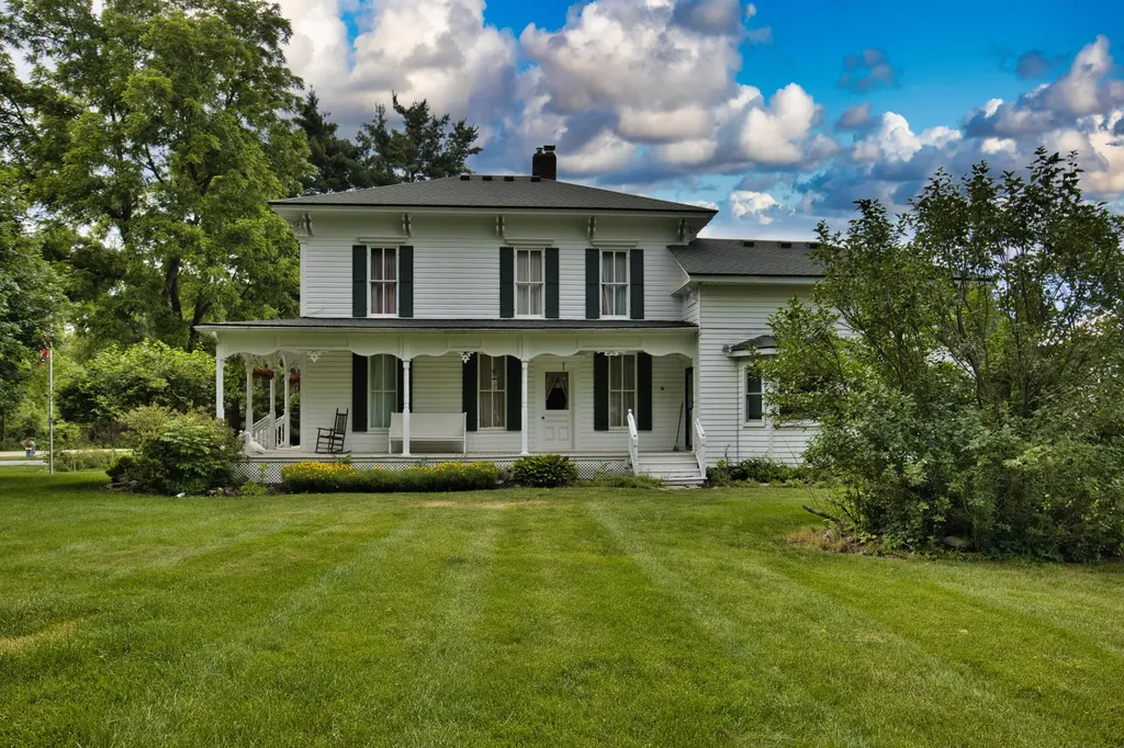 8045 Chilson Road Hamburg Township MI 48169