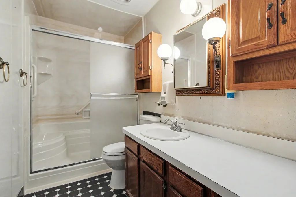 1711 Grove Road Ypsilanti Charter Township MI 48198