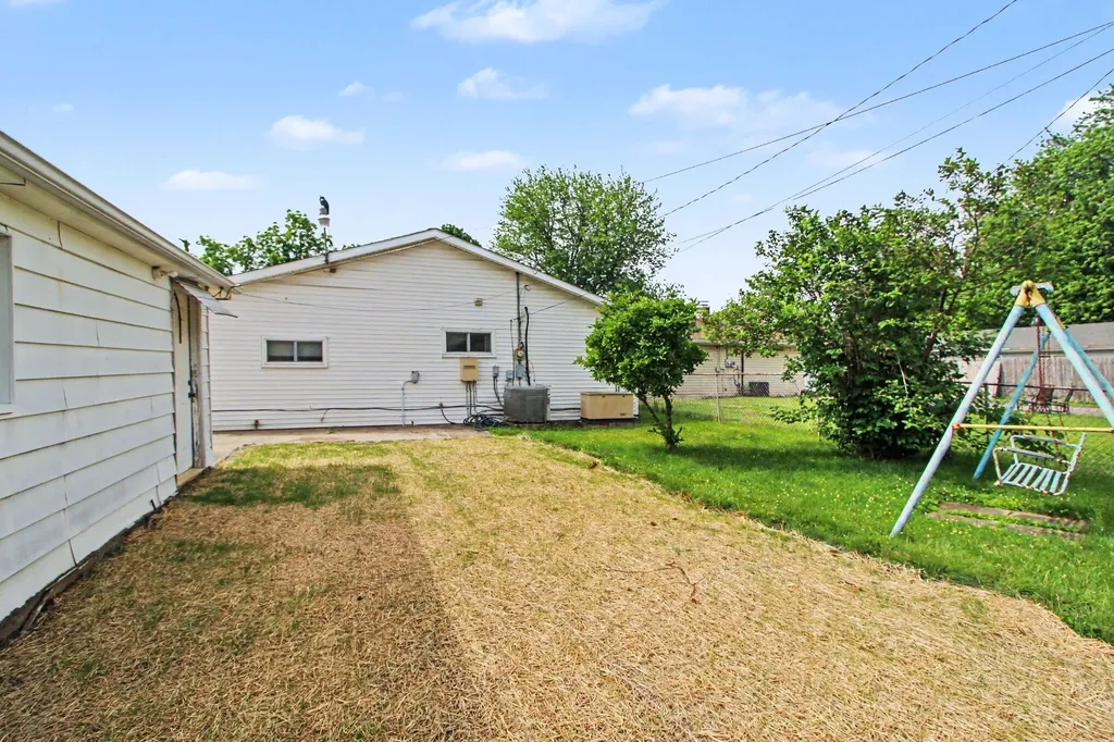 1711 Grove Road Ypsilanti Charter Township MI 48198