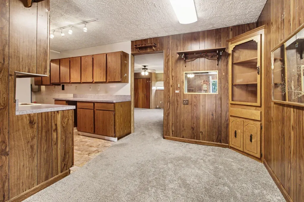 1711 Grove Road Ypsilanti Charter Township MI 48198