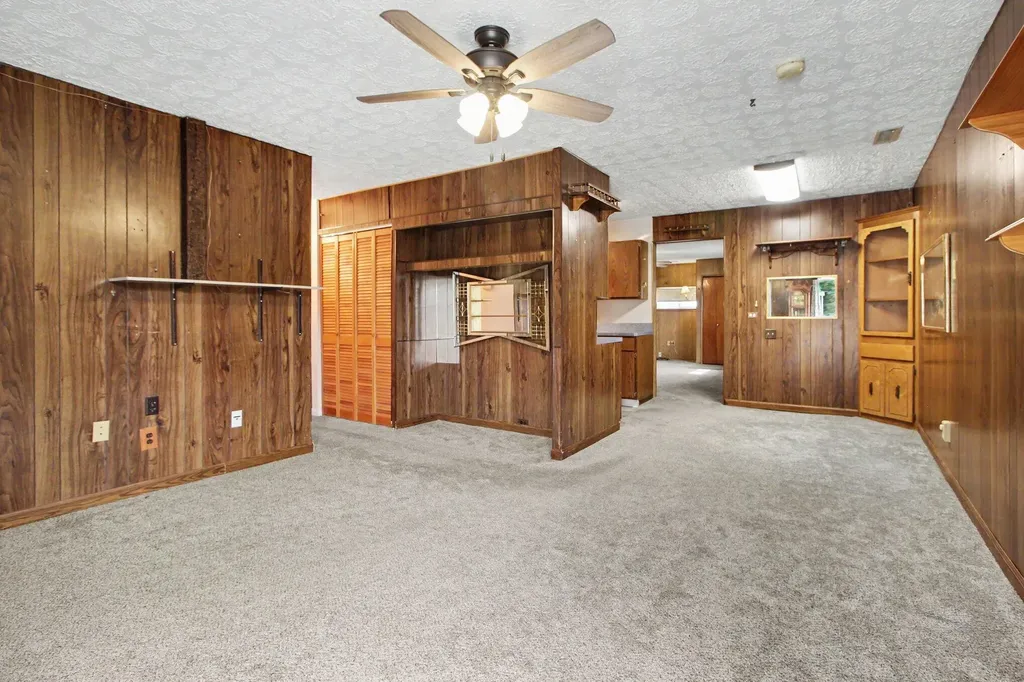 1711 Grove Road Ypsilanti Charter Township MI 48198
