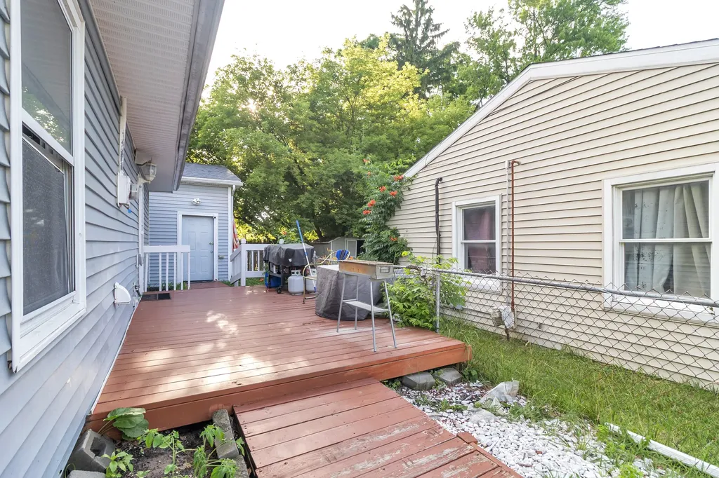 500 W Jolly Road Lansing City MI 48910