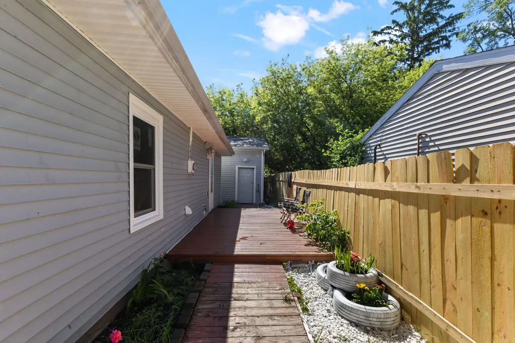 500 W Jolly Road Lansing City MI 48910