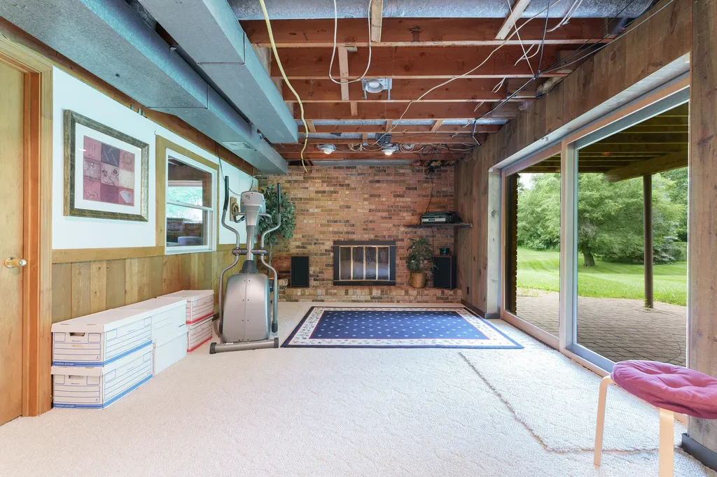 6200 Scully Road Webster Township MI 48130