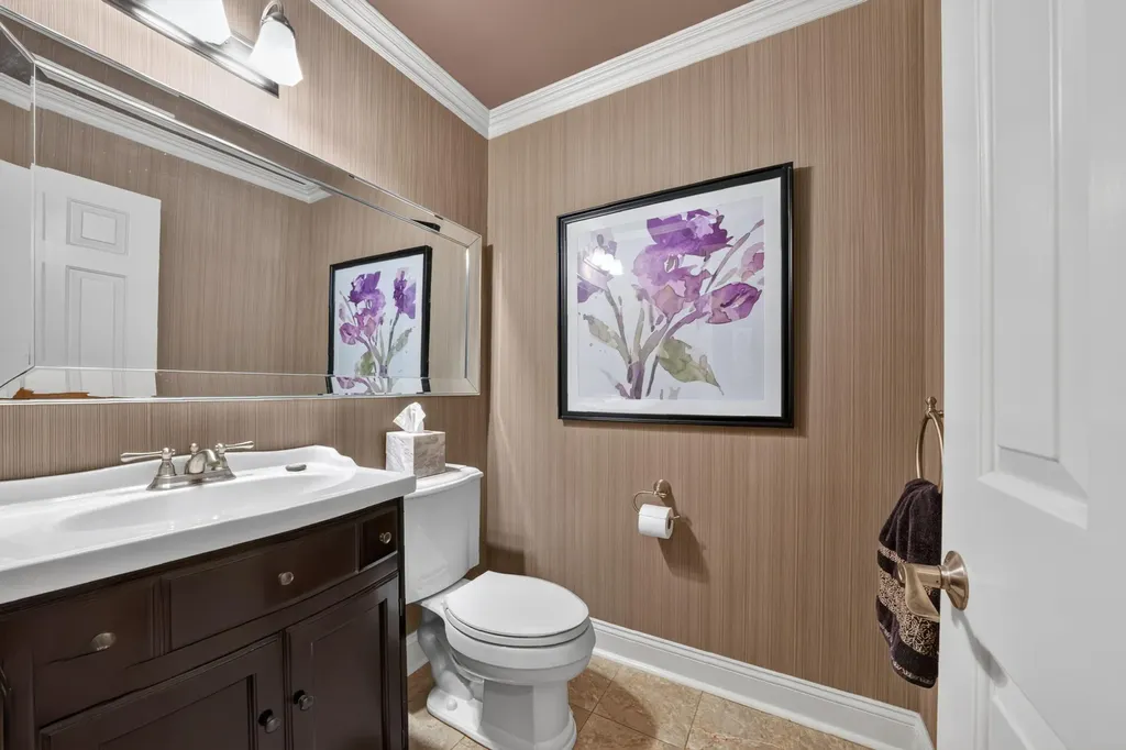 864 Great Oaks Boulevard Rochester City MI 48307