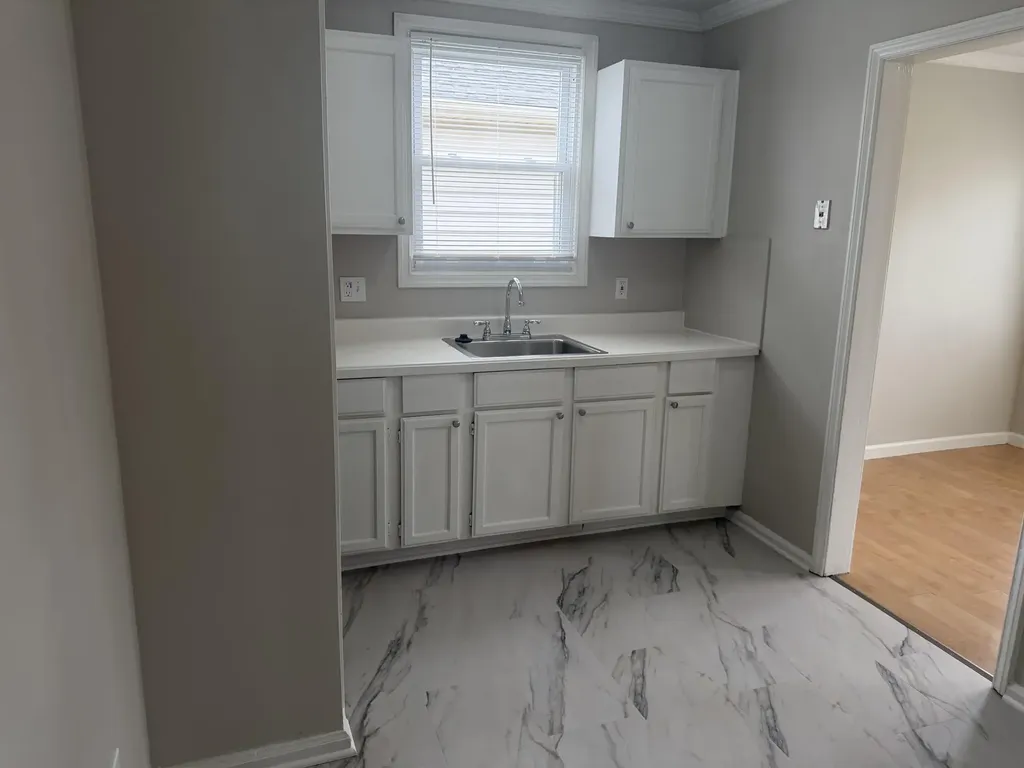 14828 Euclid Avenue Allen Park City MI 48101