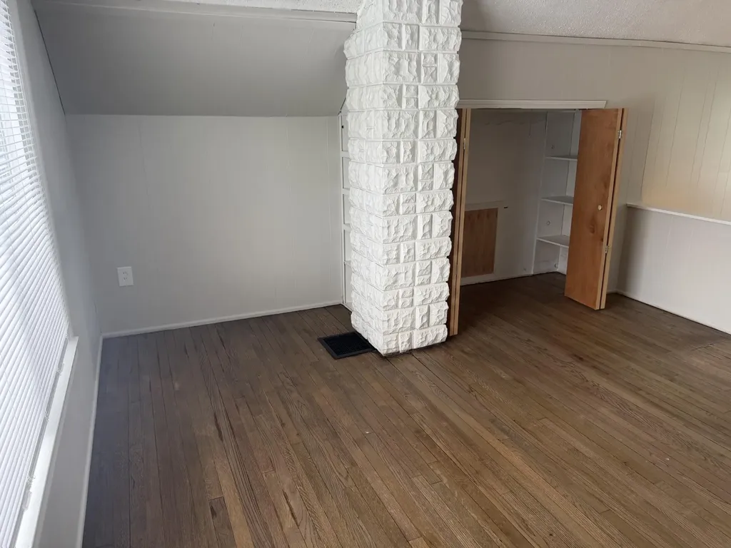 14828 Euclid Avenue Allen Park City MI 48101