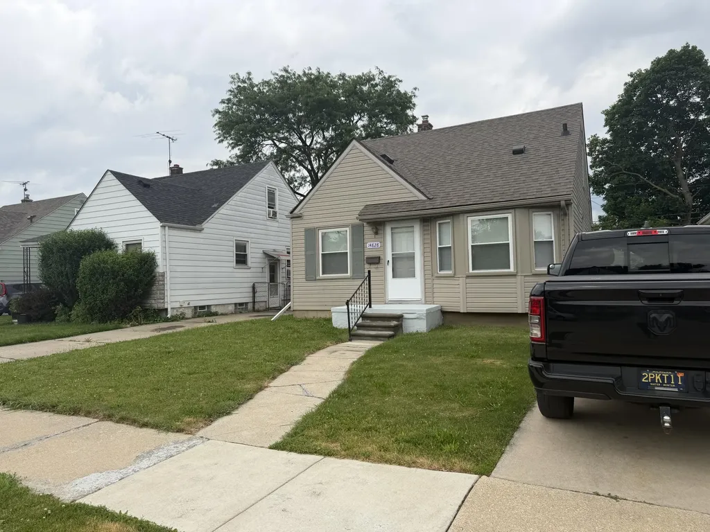 14828 Euclid Avenue Allen Park City MI 48101