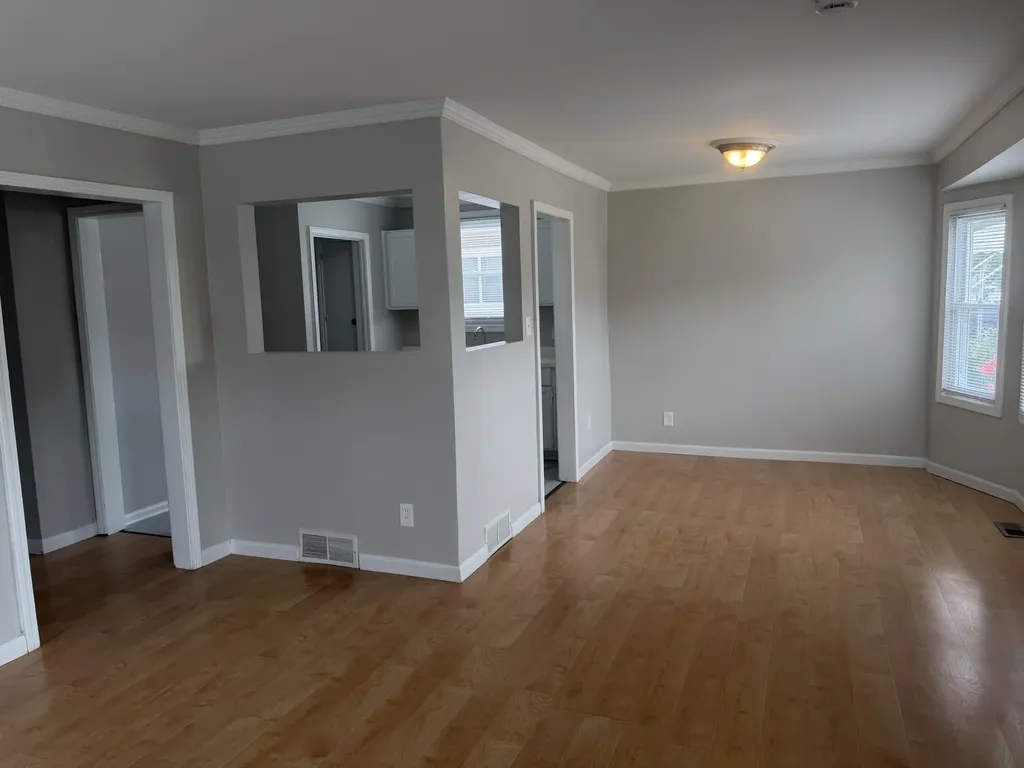 14828 Euclid Avenue Allen Park City MI 48101