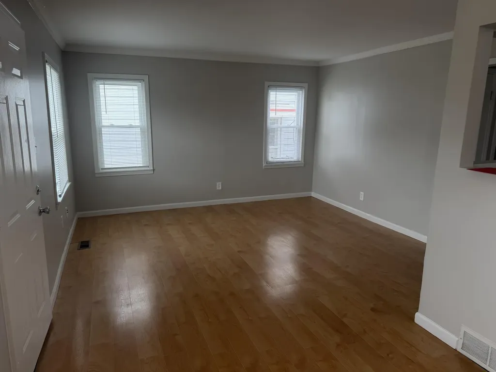 14828 Euclid Avenue Allen Park City MI 48101
