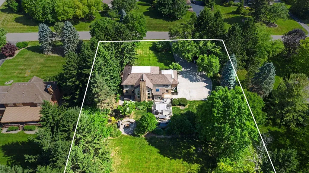 3949 S Michael Road Scio Township MI 48103