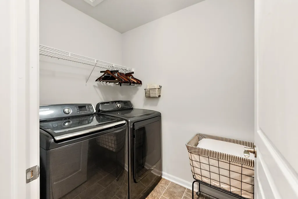 704 Groveland Circle Pittsfield Charter Township MI 48108