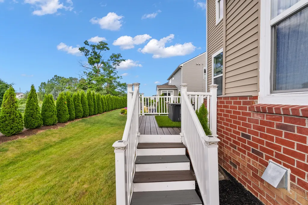 704 Groveland Circle Pittsfield Charter Township MI 48108