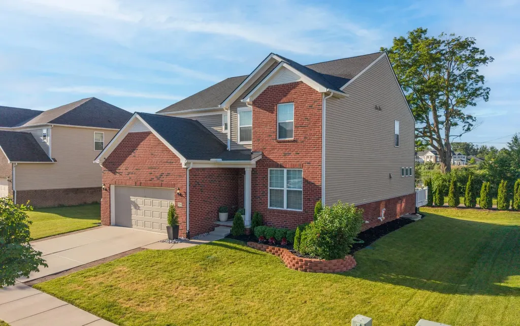 704 Groveland Circle Pittsfield Charter Township MI 48108
