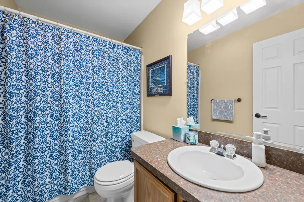 7256 Green Farm Road West Bloomfield Charter Township MI 48322
