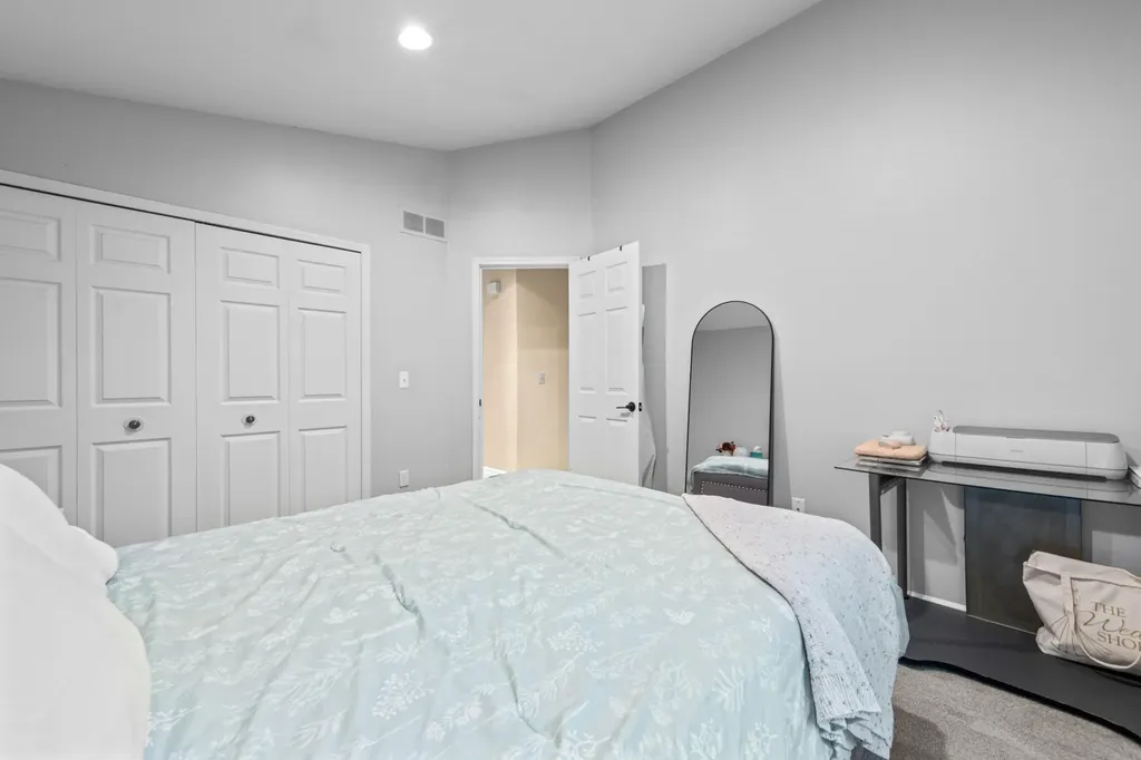 7256 Green Farm Road West Bloomfield Charter Township MI 48322