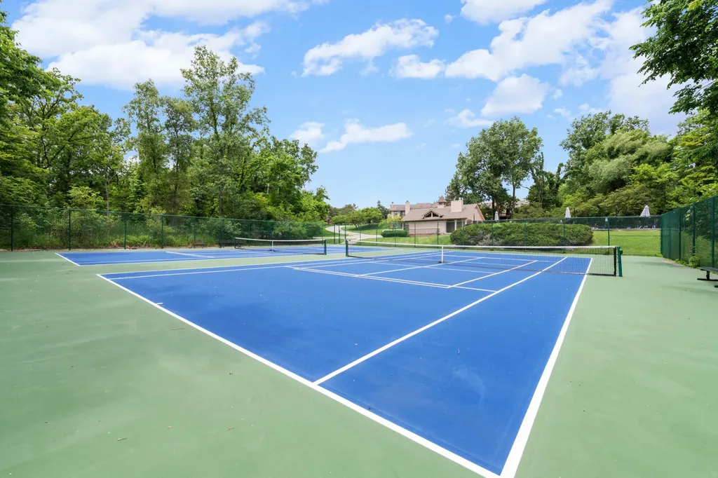 7256 Green Farm Road West Bloomfield Charter Township MI 48322