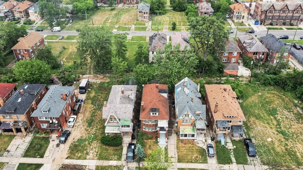 2660 Tuxedo Street Detroit City MI 48206