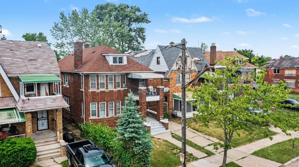 2660 Tuxedo Street Detroit City MI 48206