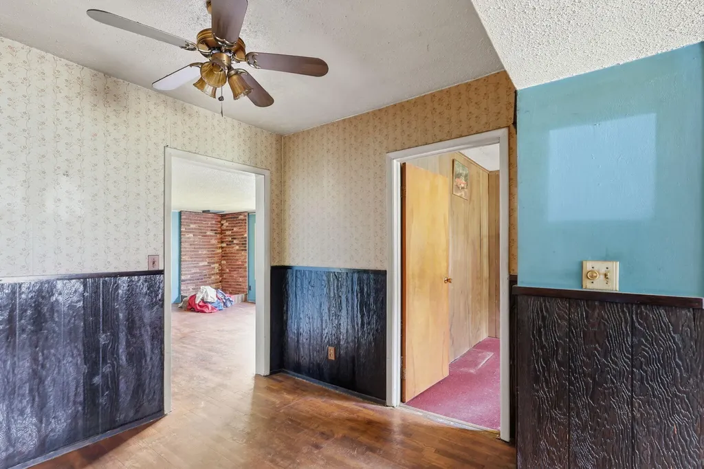 212 Woodland Avenue Blackman Charter Township MI 49203