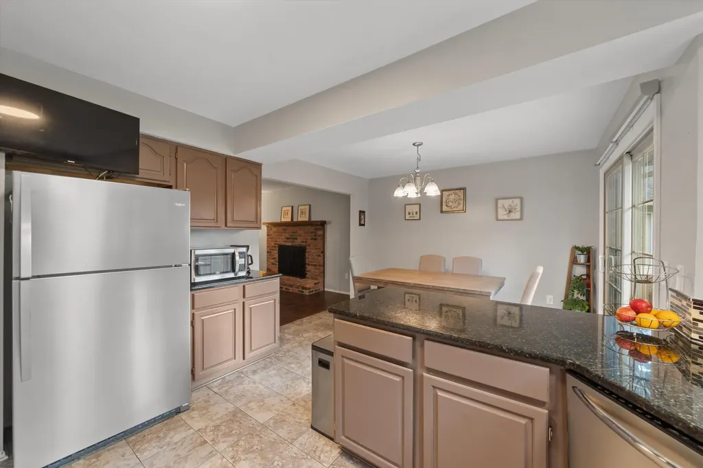 46616 Camelia Drive Canton Charter Township MI 48187