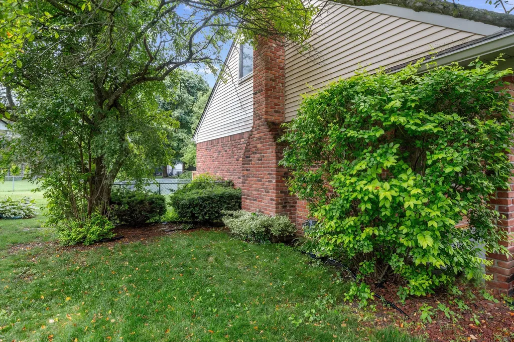 46616 Camelia Drive Canton Charter Township MI 48187