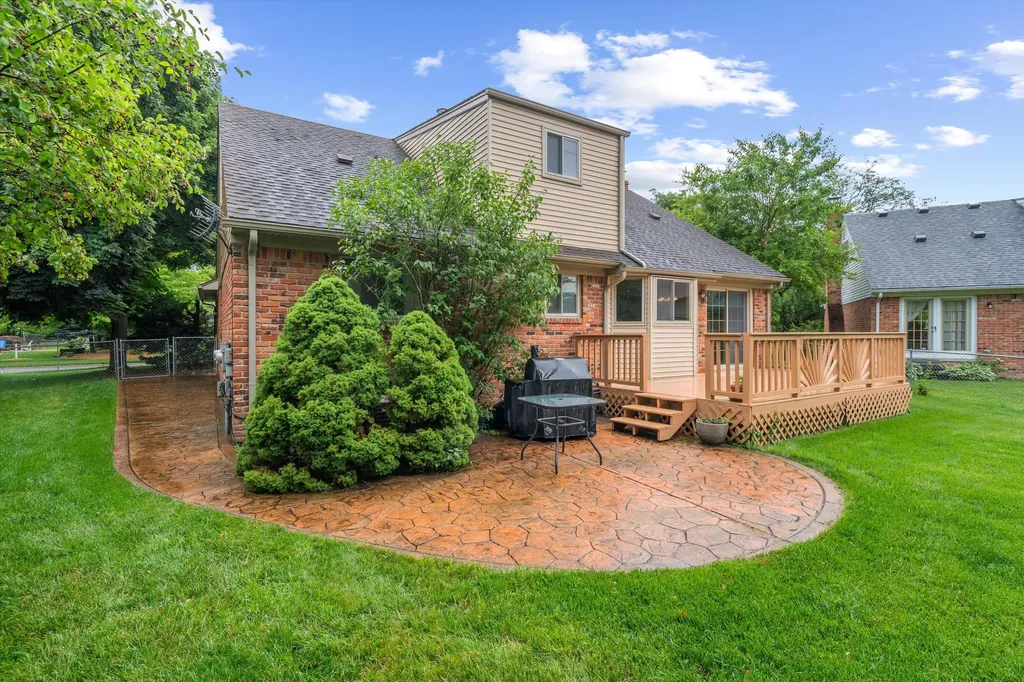 46616 Camelia Drive Canton Charter Township MI 48187