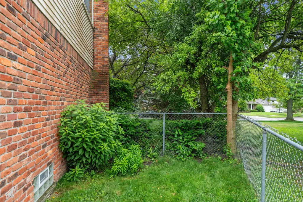 46616 Camelia Drive Canton Charter Township MI 48187