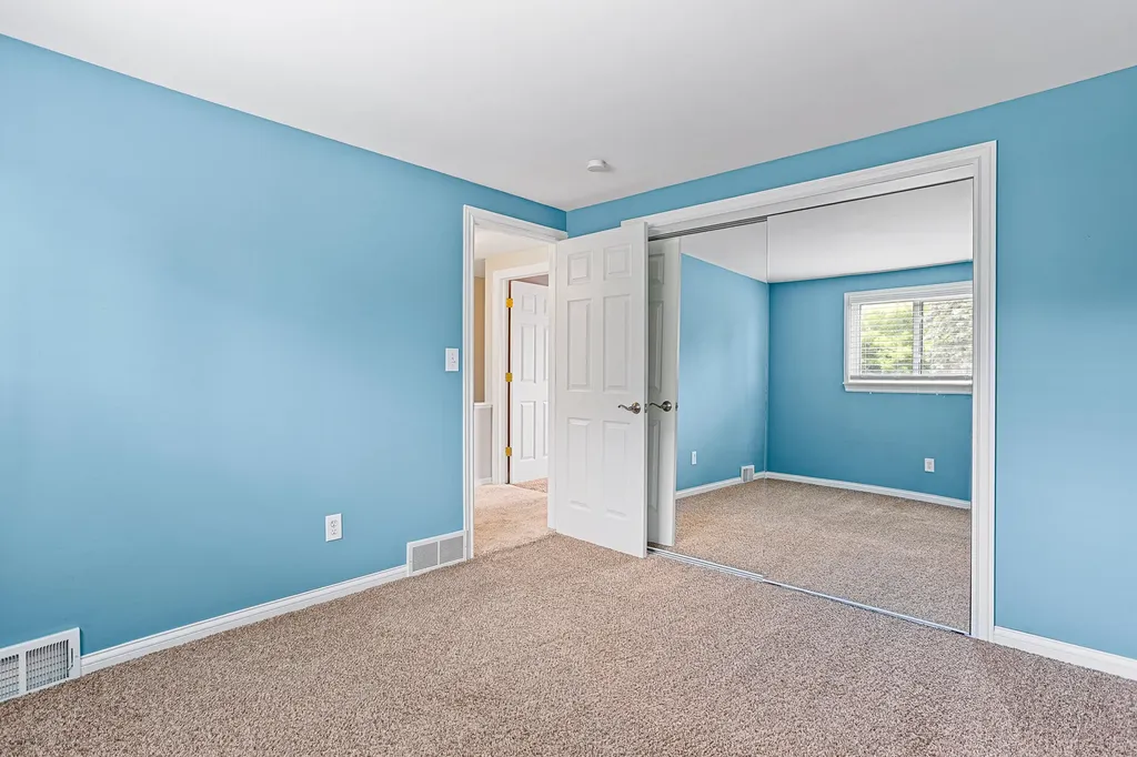 29184 Manchester Street Westland City MI 48185