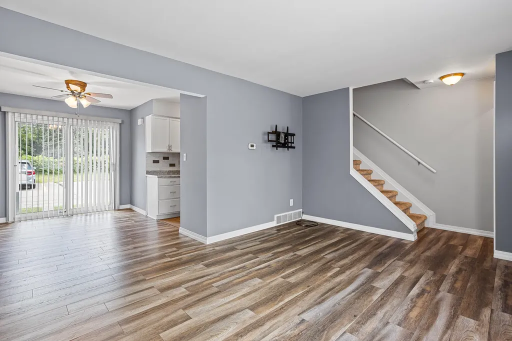 29184 Manchester Street Westland City MI 48185